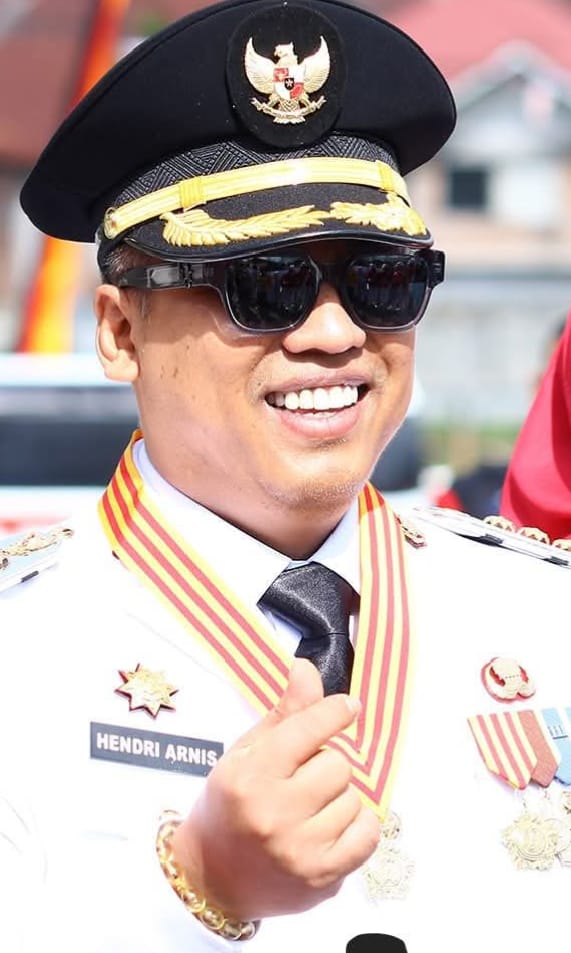 Wako Hendri Arnis.